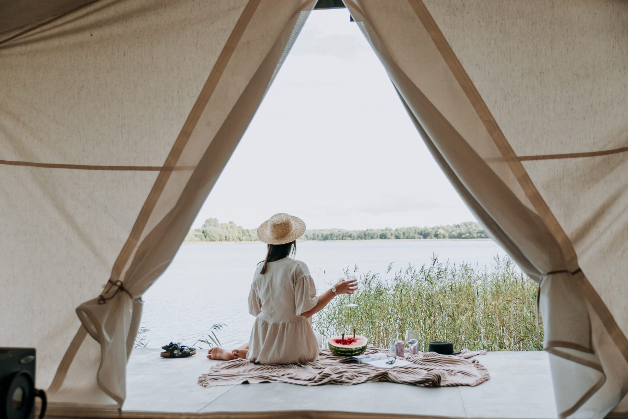 Which Glamping Tent Is Best: Safari, Bell or Teepee Tents?